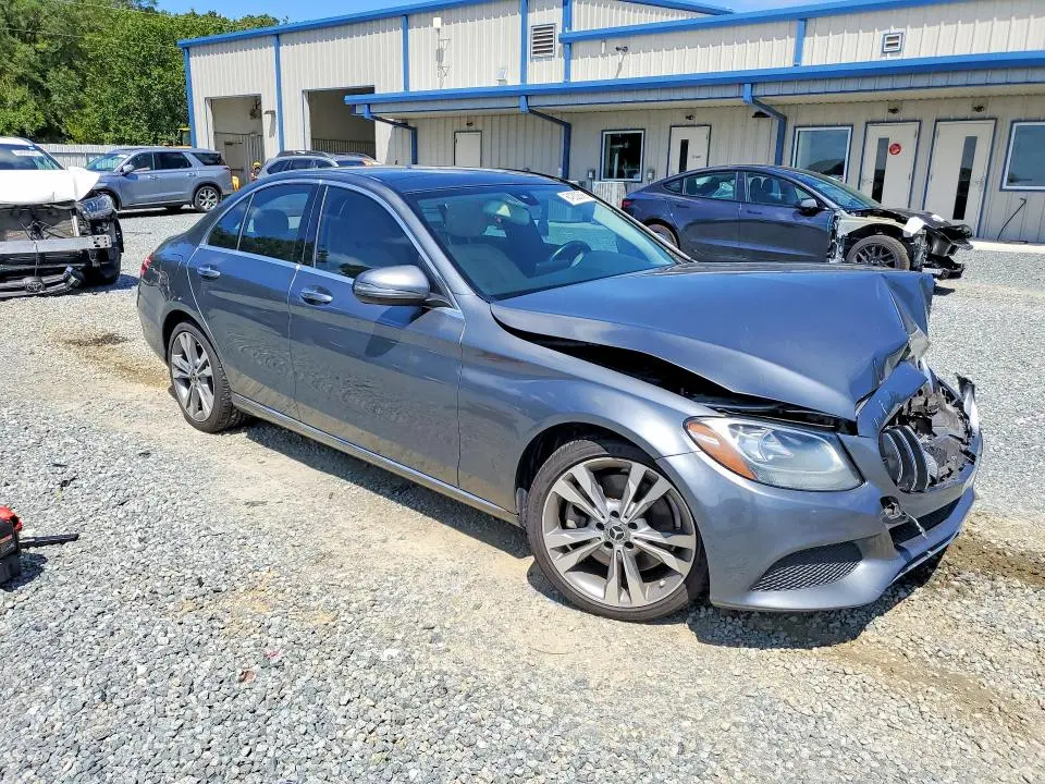 2018 MERCEDES-BENZ C 300  