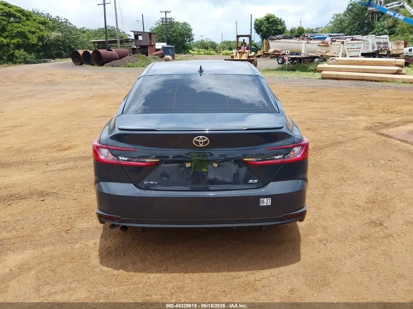 2025 TOYOTA CAMRY SE