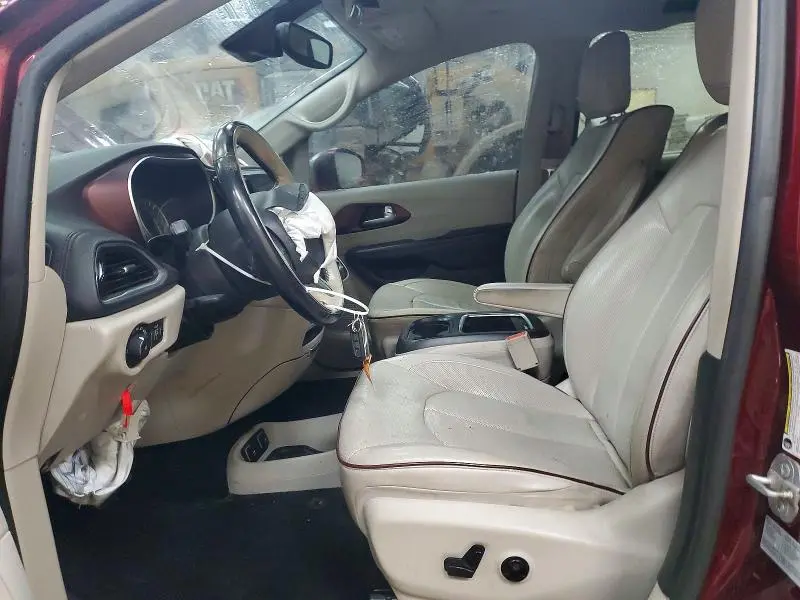 2017 CHRYSLER PACIFICA LIMITED  