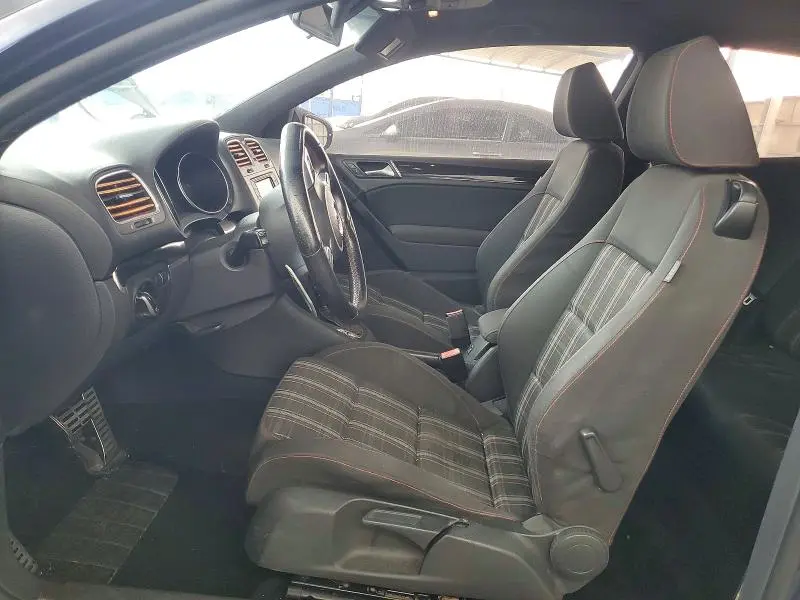 2012 VOLKSWAGEN GTI   