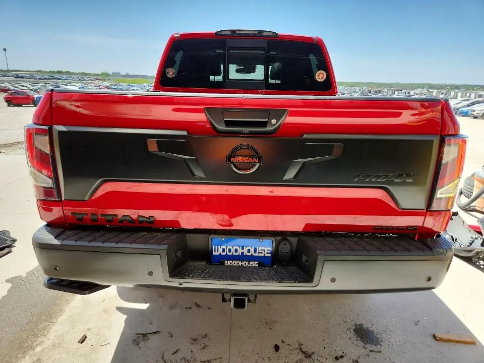 2021 NISSAN TITAN PRO-4X  