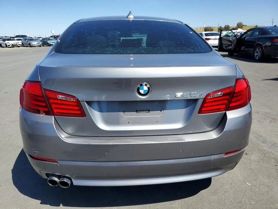 2012 BMW 528 I  