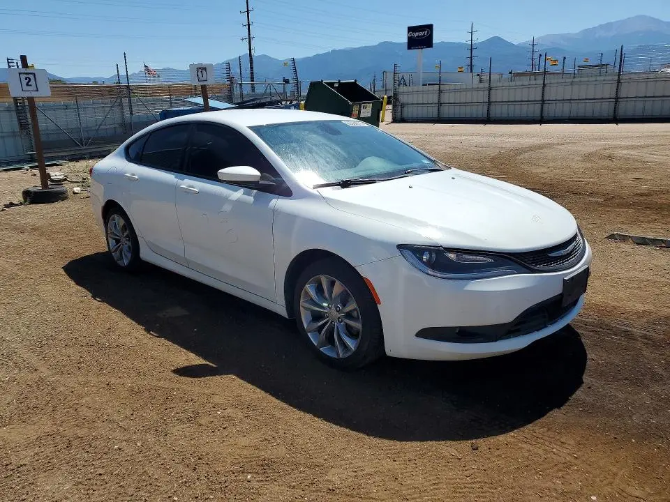 2015 CHRYSLER 200 S  