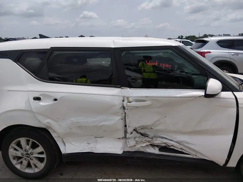 2020 KIA SOUL LX