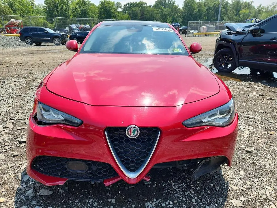 2018 ALFA ROMEO GIULIA TI Q4  