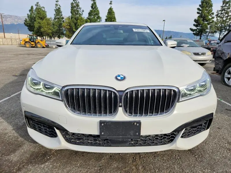 2017 BMW 750 XI  