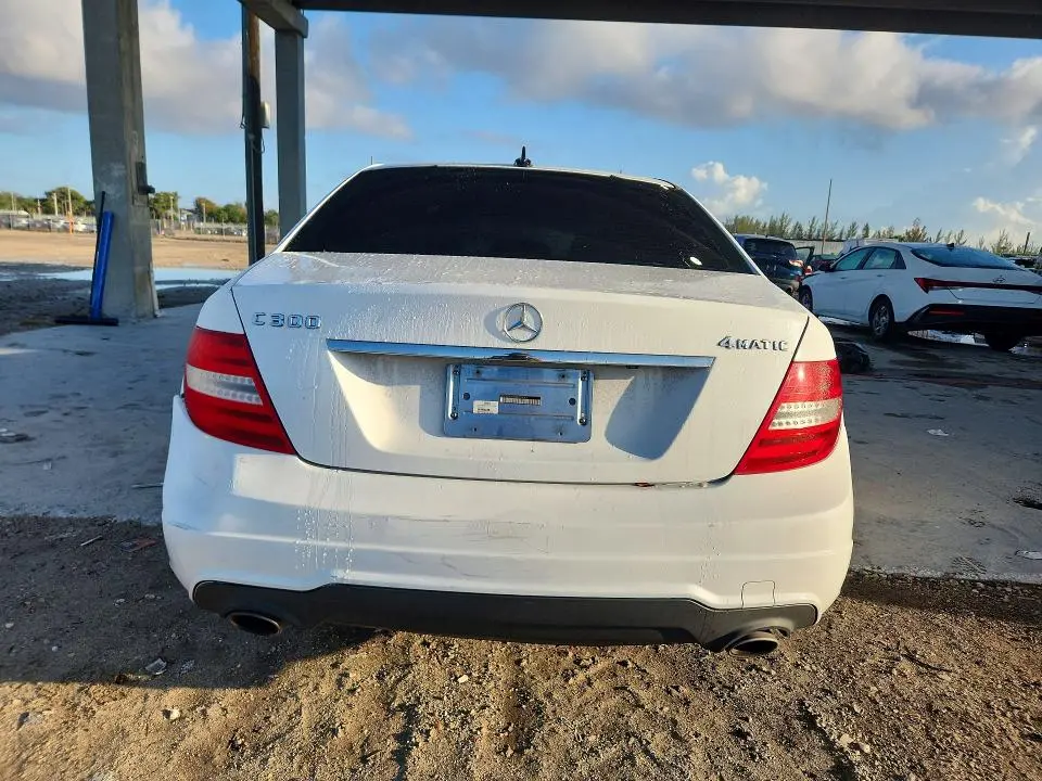 2013 MERCEDES-BENZ C 300 4MATIC  