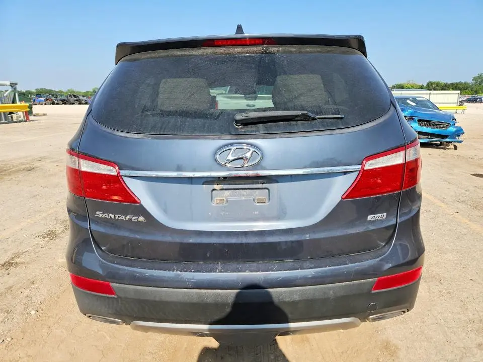 2016 HYUNDAI SANTA FE SE  