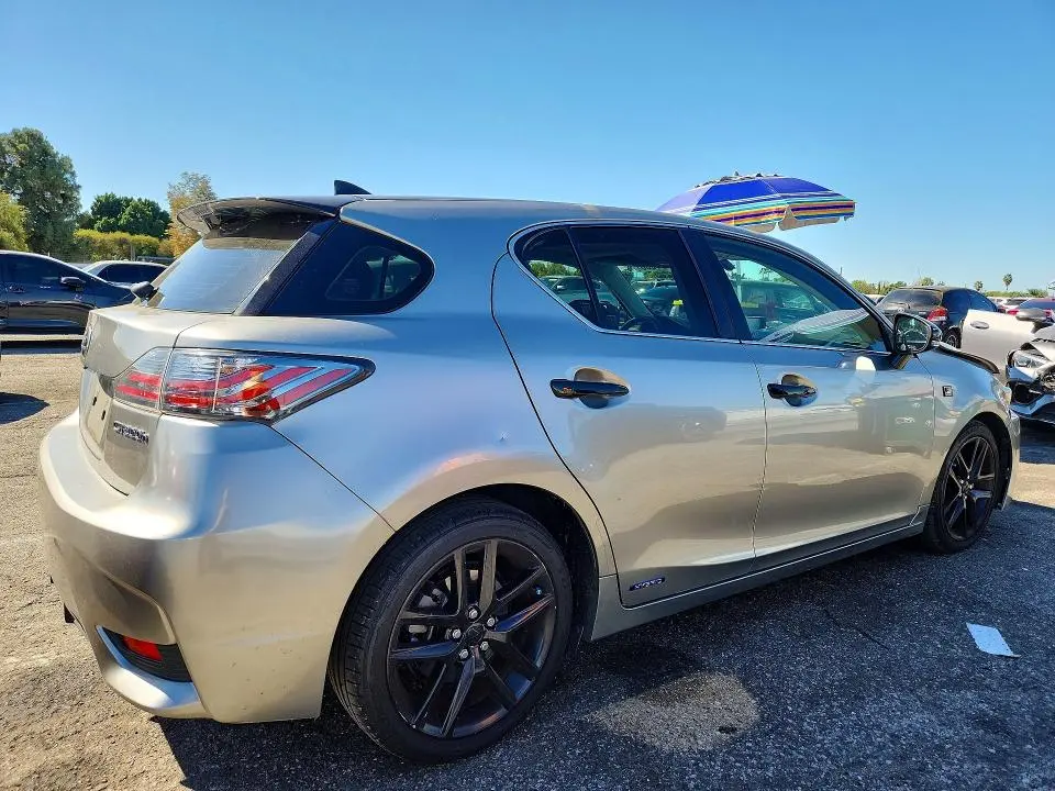 2017 LEXUS CT 200  