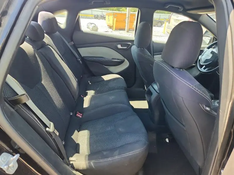2015 DODGE DART SXT  