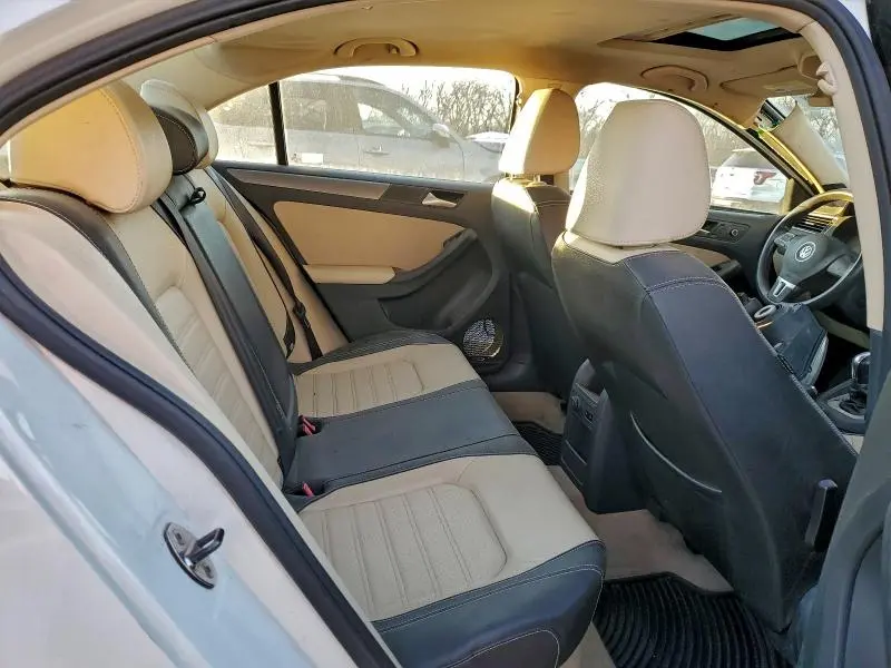 2014 VOLKSWAGEN JETTA SEL  