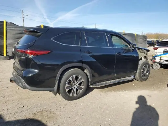 2020 TOYOTA HIGHLANDER HYBRID XLE  