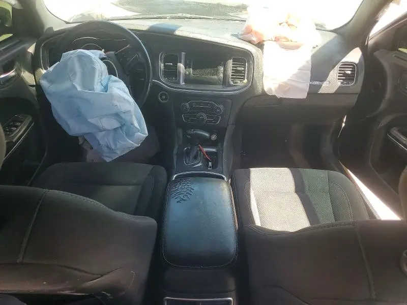 2017 DODGE CHARGER SE  