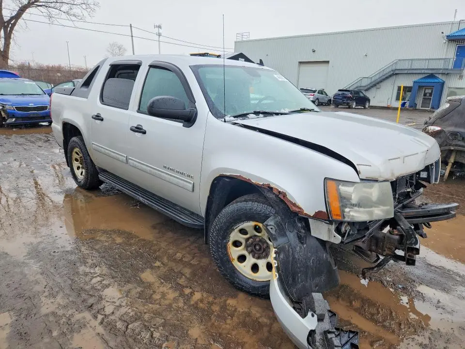 2011 CHEVROLET AVALANCHE LS  
