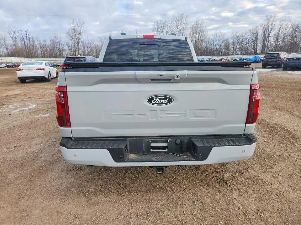 2024 FORD F150 XLT  