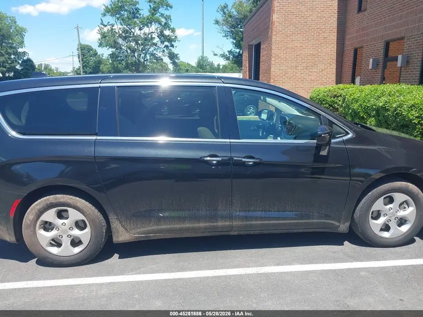 2018 CHRYSLER PACIFICA HYBRID TOURING PLUS