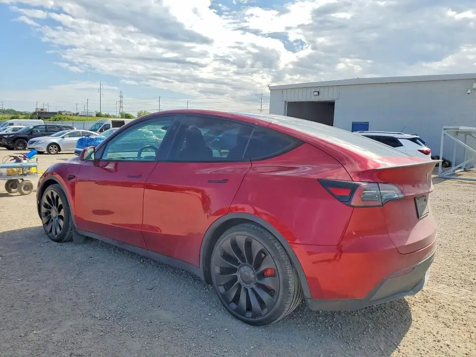 2024 TESLA MODEL Y   
