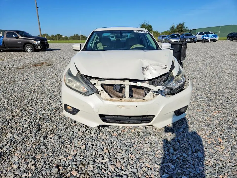 2017 NISSAN ALTIMA 2.5 SV  