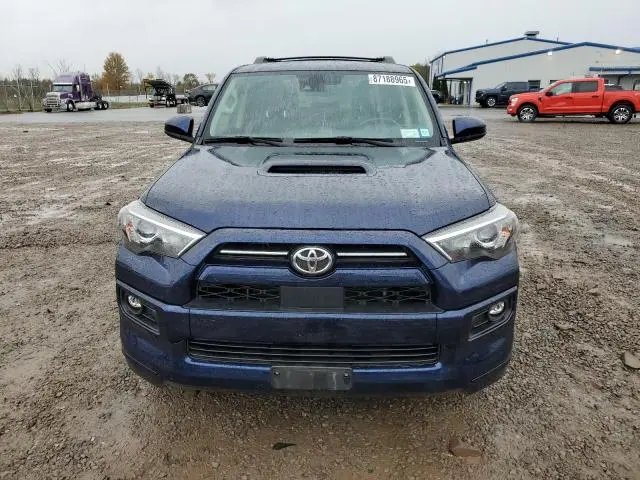 2023 TOYOTA 4RUNNER SE