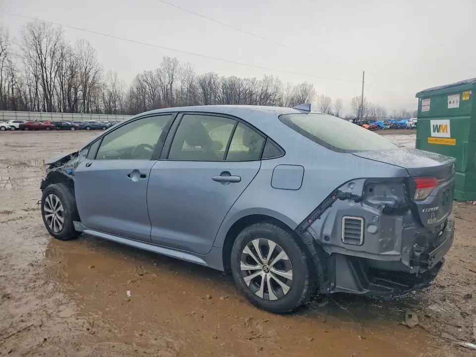 2022 TOYOTA COROLLA LE  