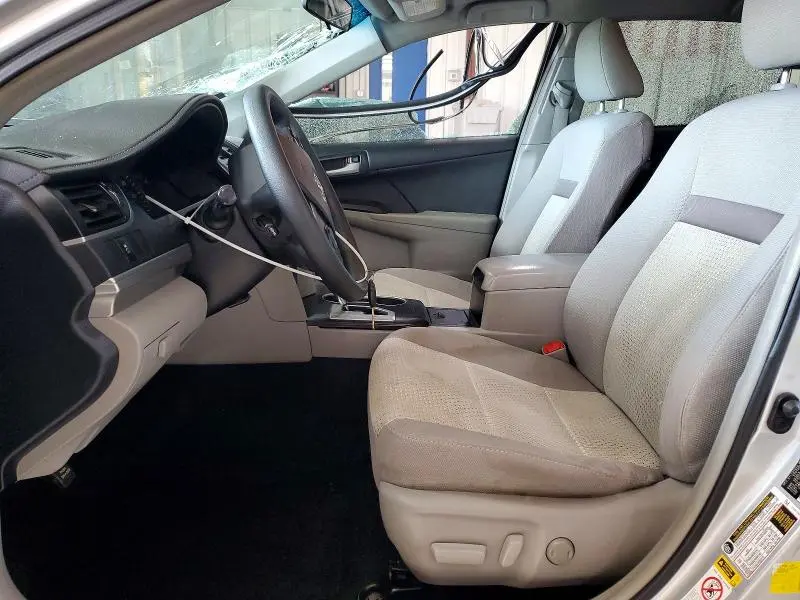2014 TOYOTA CAMRY LE  