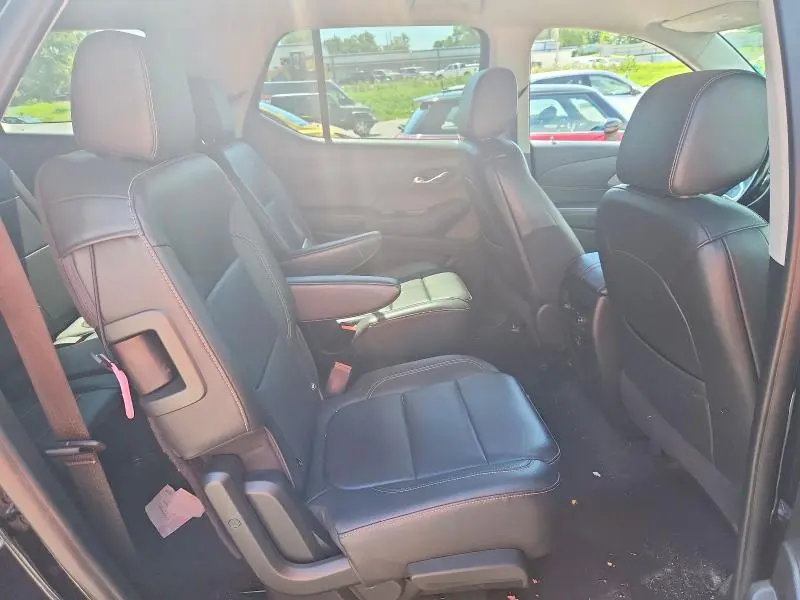 2021 CHEVROLET TRAVERSE LT  