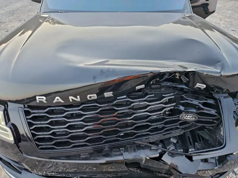 2020 LAND ROVER RANGE ROVER P525 HSE  