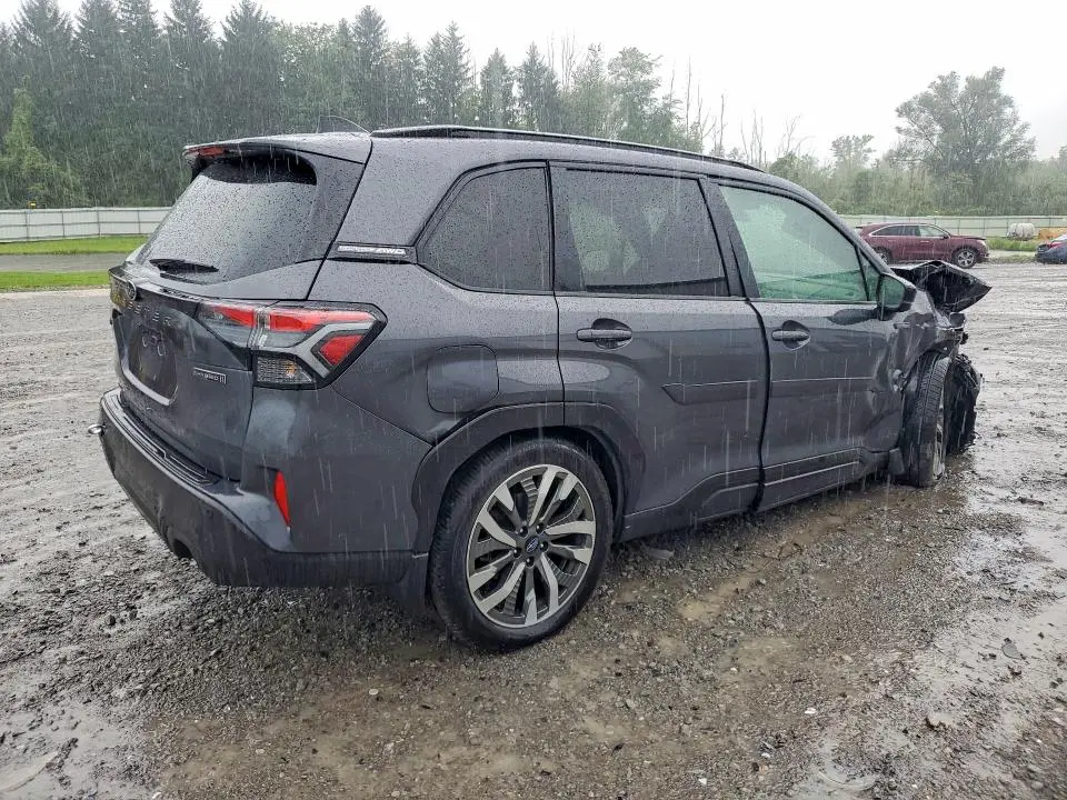 2025 SUBARU FORESTER TOURING  