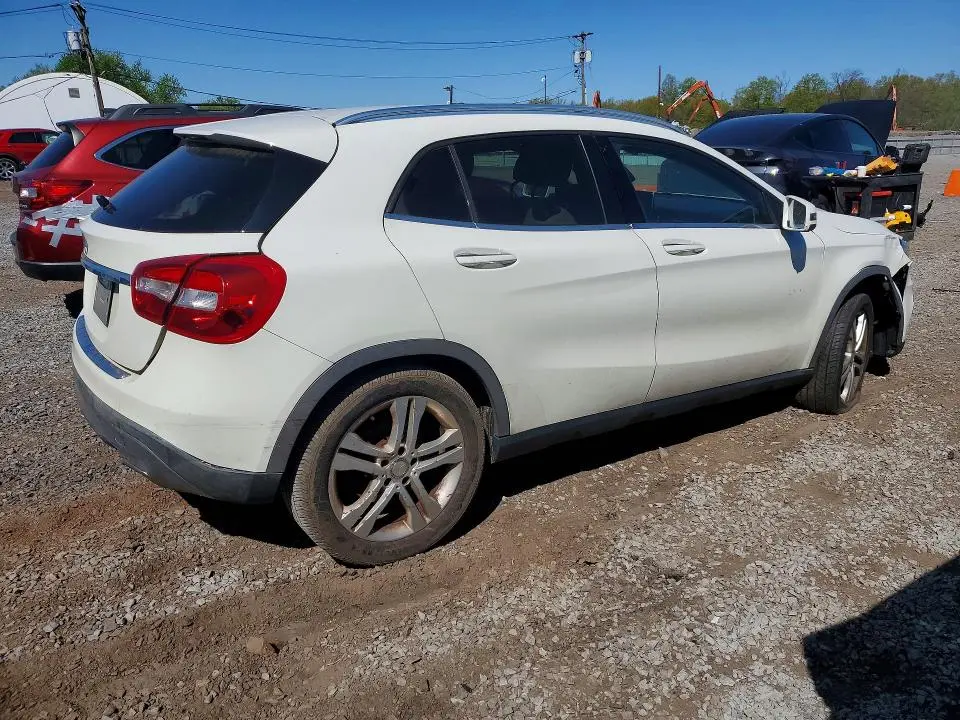 2016 MERCEDES-BENZ GLA 250  