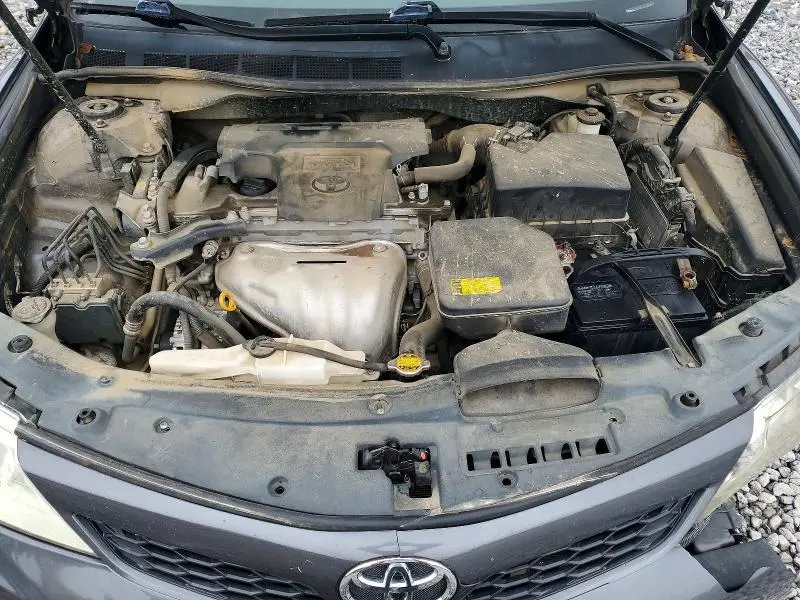 2012 TOYOTA CAMRY SE  