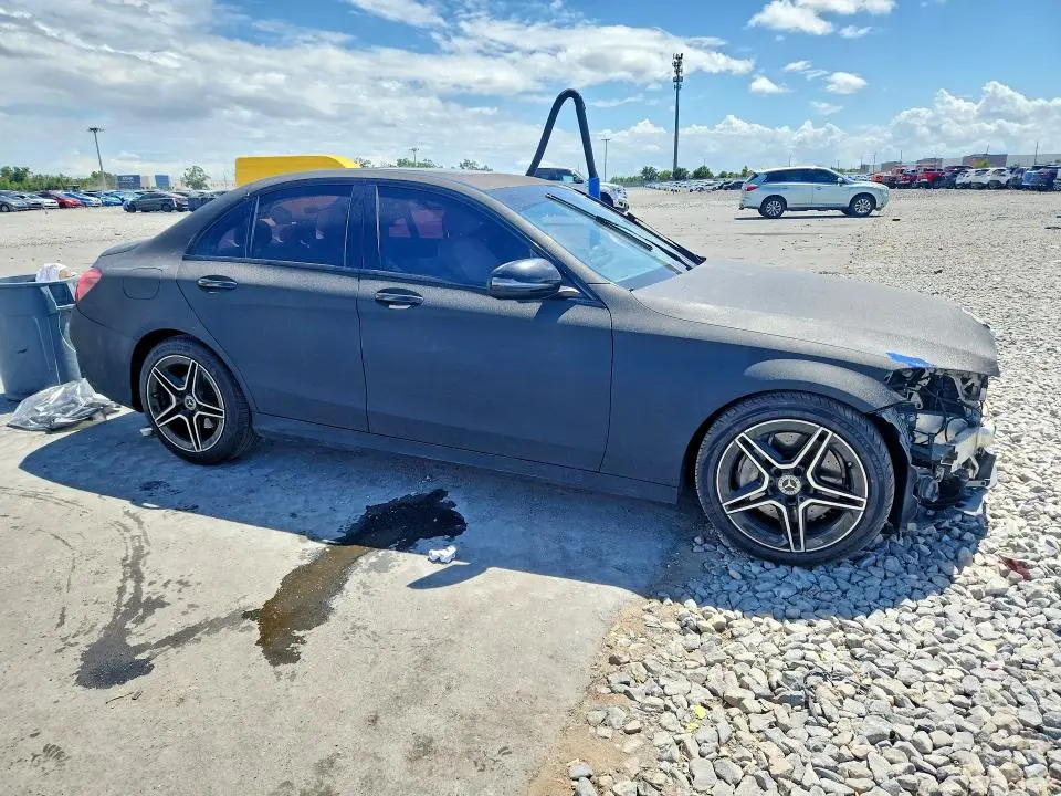 2019 MERCEDES-BENZ C 300  