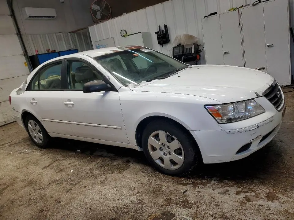 2010 HYUNDAI SONATA   