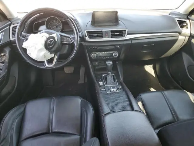 2018 MAZDA 3 TOURING  