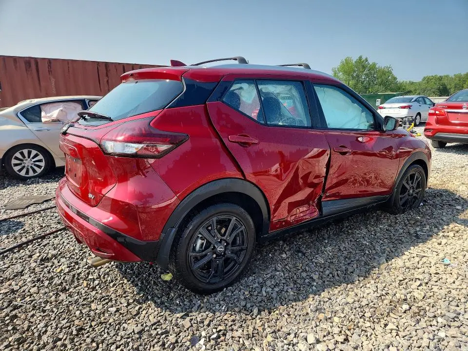 2023 NISSAN KICKS SV  
