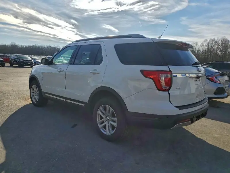 2019 FORD EXPLORER XLT  