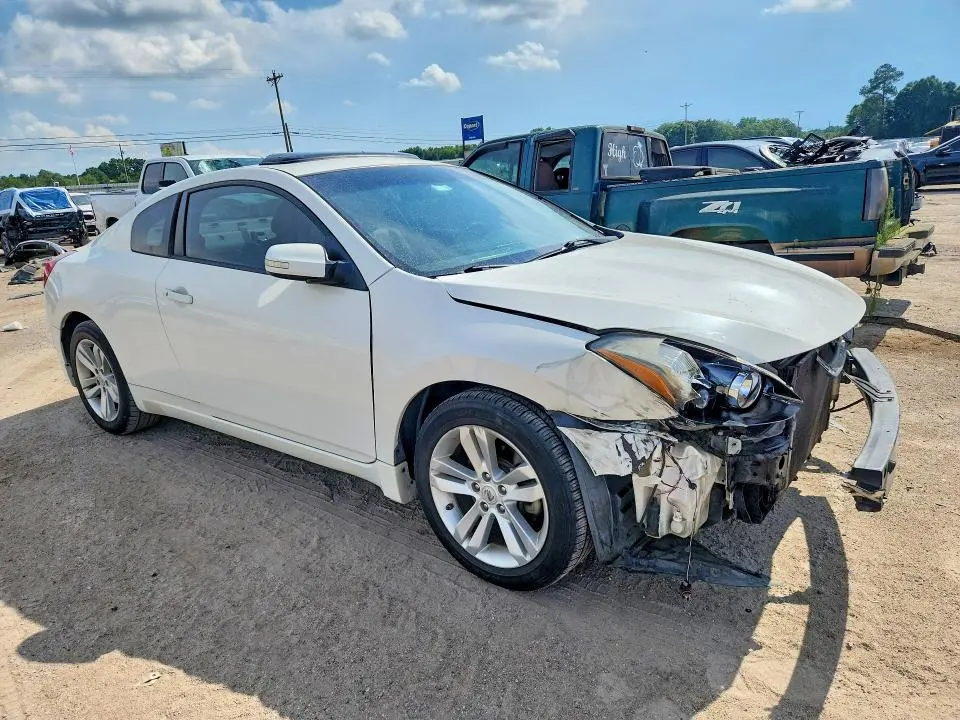 2011 NISSAN ALTIMA S  