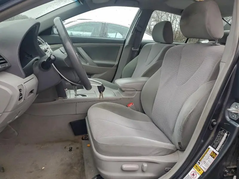 2010 TOYOTA CAMRY BASE  