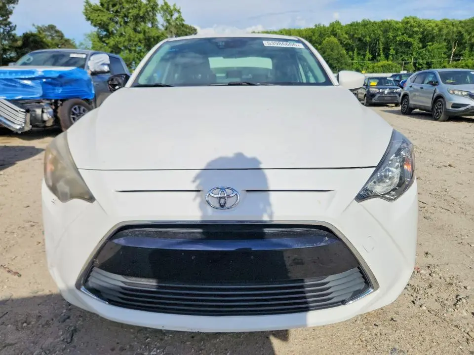 2017 TOYOTA YARIS IA BASE  