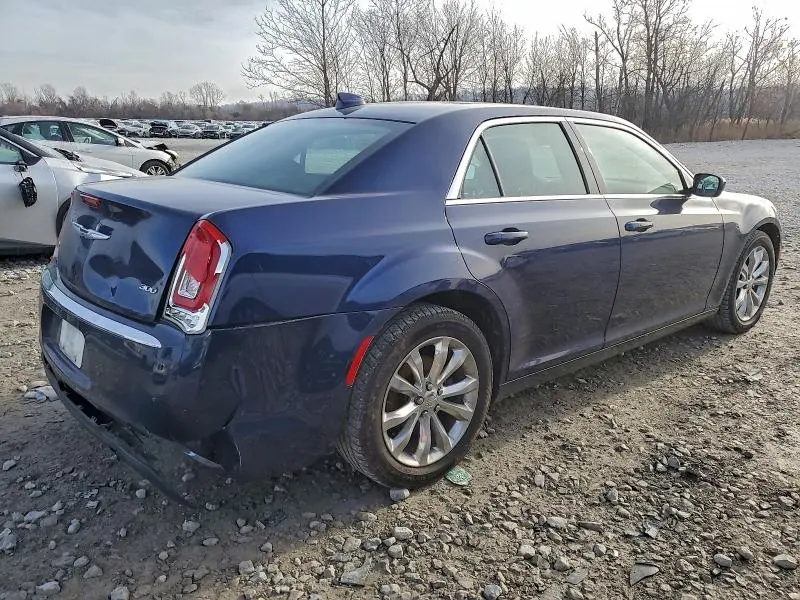 2016 CHRYSLER 300 LIMITED  