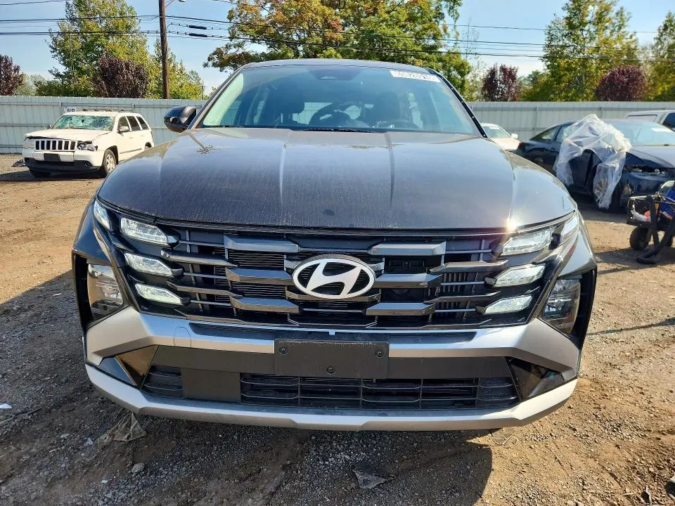 2026 HYUNDAI TUCSON BLUE SE  