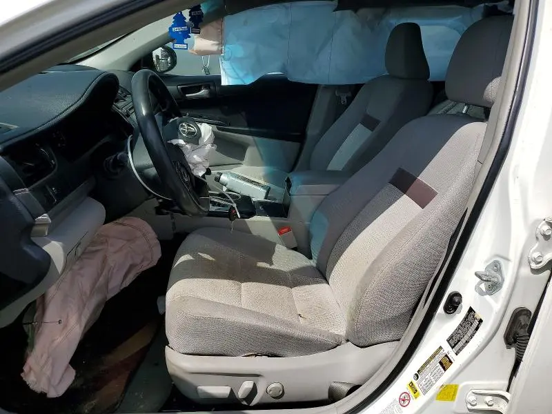 2012 TOYOTA CAMRY LE  