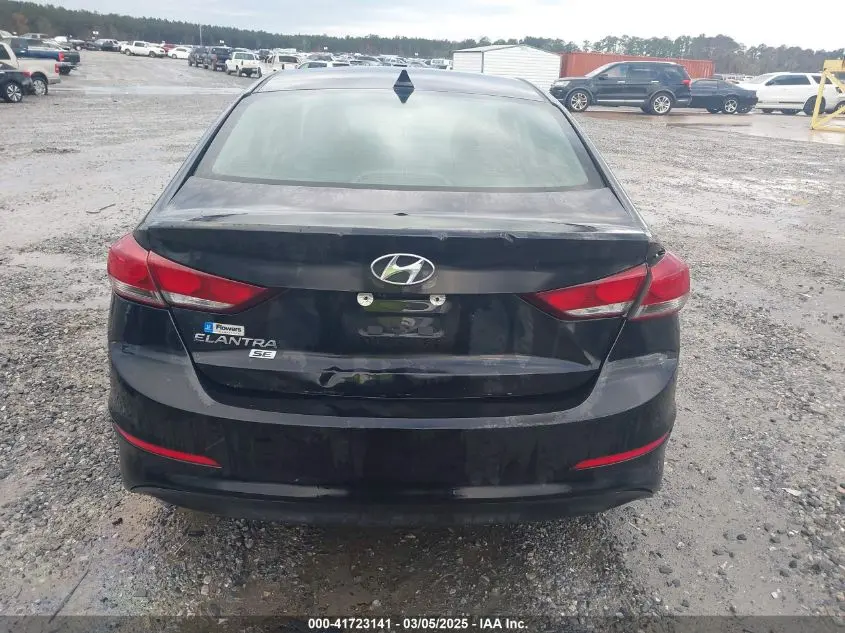 2018 HYUNDAI ELANTRA SE