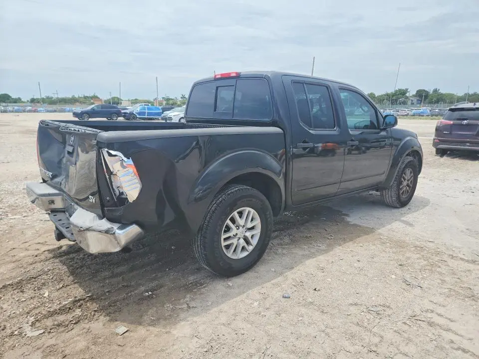 2016 NISSAN FRONTIER SV  
