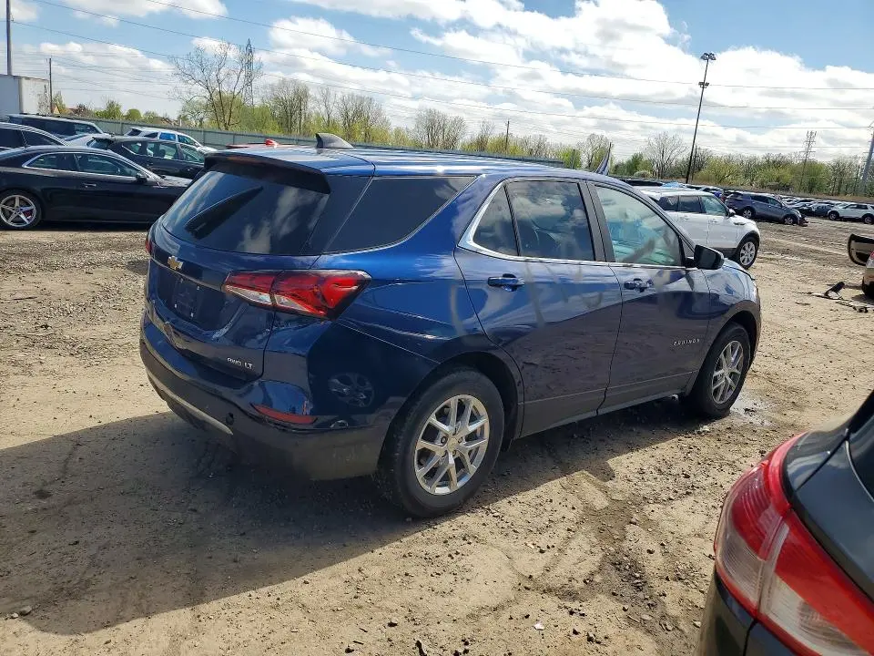 2022 CHEVROLET EQUINOX LT  
