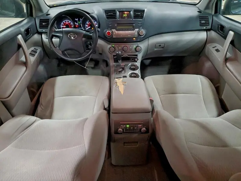 2010 TOYOTA HIGHLANDER   