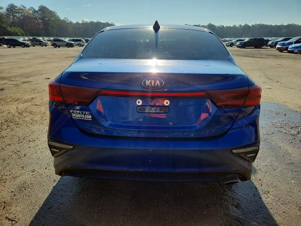 2019 KIA FORTE LXS  
