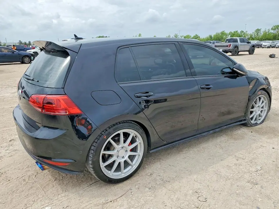 2016 VOLKSWAGEN GTI S  