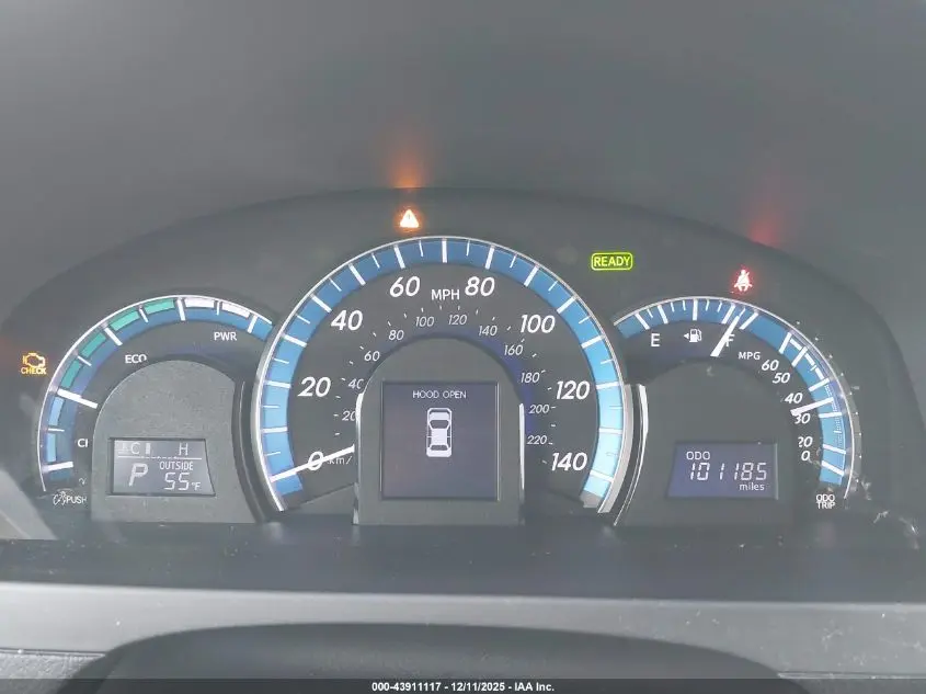 2014 TOYOTA CAMRY HYBRID XLE