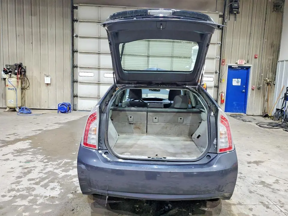 2013 TOYOTA PRIUS THREE  