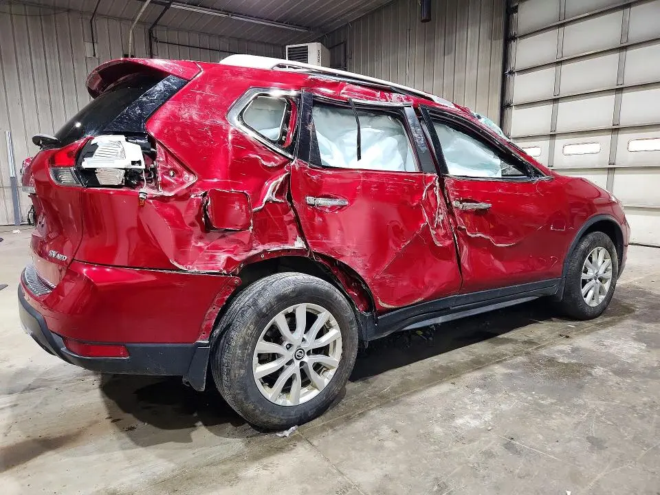 2017 NISSAN ROGUE SV  
